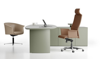 Moon Executive Desk From Prooffice Egypt